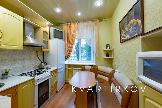 Inndays Podolsky Cadets 6, Podolsk - apartment by the day