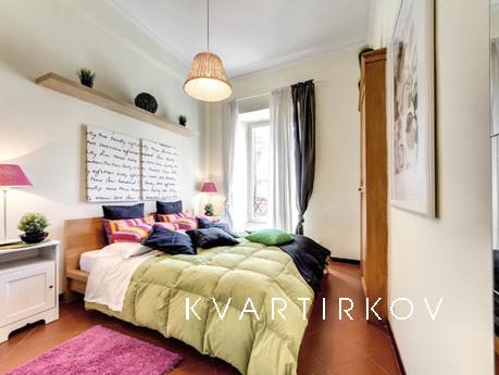 Современная двухкомнатная квартира на 4 этаже 10-этажного до