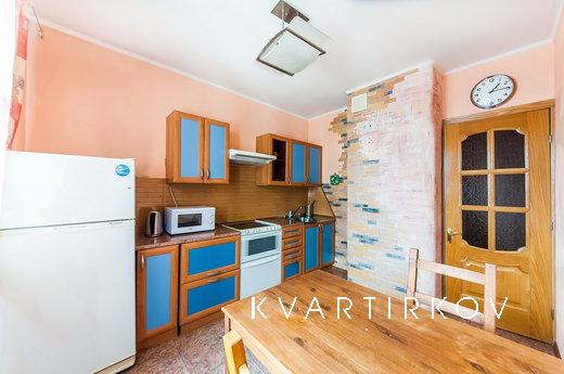 Отличная квартира рядом с м.Юго-Западная, Москва - квартира посуточно