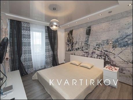 Шикарные однокомнатные апартаменты в самом центре города Ека