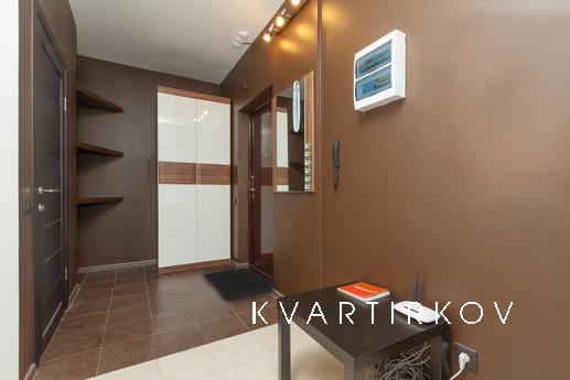 1-к квартира с евро на Саввы Белых, Екатеринбург - квартира посуточно