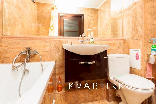 Квартира класса Люкс вблизи автовокзала, Екатеринбург - квартира посуточно