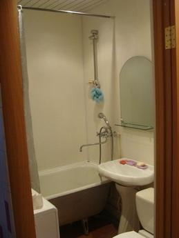 1-но комнатная квартира посуточно, Тюмень - квартира посуточно