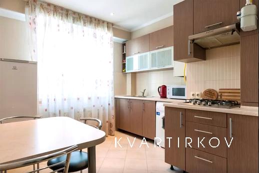 1 комн. квартира в Центре Краснодара, Краснодар - квартира посуточно