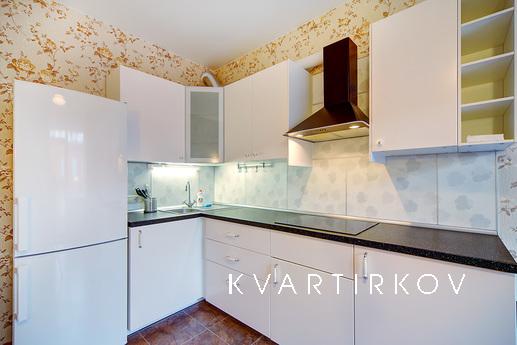 Modern apartment in the center, Санкт-Петербург - квартира подобово