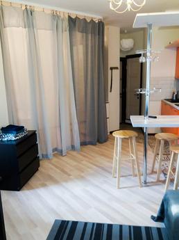 Daily st. Geologists, 4/3, Krasnogorsk - apartment by the day