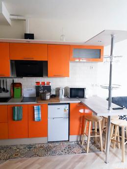 Daily st. Geologists, 4/3, Krasnogorsk - apartment by the day