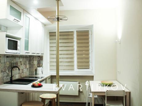 Daily st. Geologists, d.4 / 3, Krasnogorsk - apartment by the day