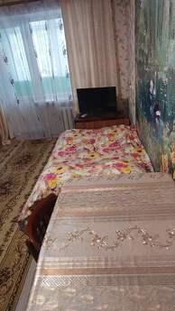Сдам гостинку посуточно 4спальных места, Черноморск (Ильичевск) - квартира посуточно