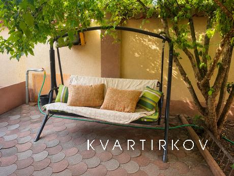Podobova rent a booth for 8 st. Fontana, Odessa - apartment by the day