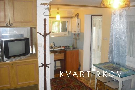 A cozy house in the center of Berdyansk, Berdiansk - apartment by the day