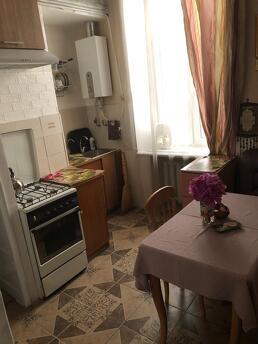 Private apartment 2-room apartment, Odessa - apartment by the day