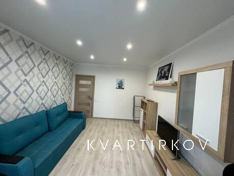 Two-room apartment in the central park district, Irpin - apartment by the day