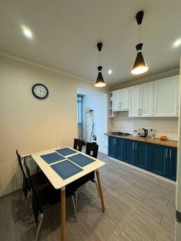 Two-room apartment in the central park district, Irpin - apartment by the day