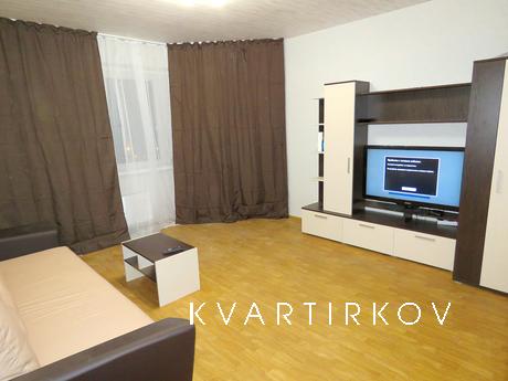 Large apartment with European-quality repair, 2 bathrooms. I