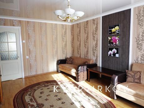 Двухкомнатная по тская, Магнитогорск - квартира посуточно