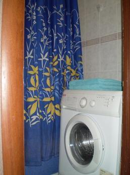 Однокомнатная рядом с Ареной Металлург, Магнитогорск - квартира посуточно