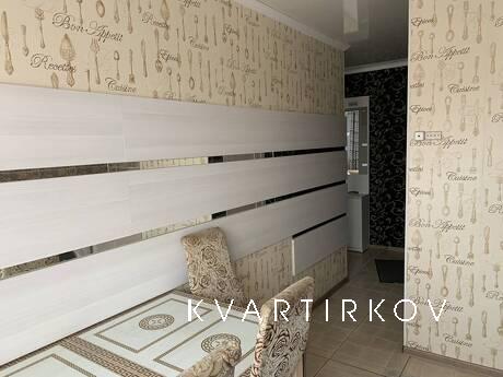 Трехкомнатная в тихом месте центра., Магнитогорск - квартира посуточно