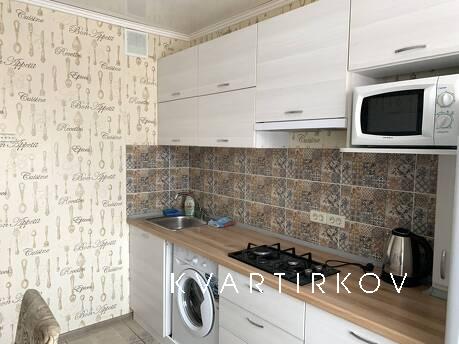 Трехкомнатная в тихом месте центра., Магнитогорск - квартира посуточно