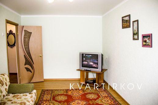 Двухкомнатная возле парка в пятиэтажке, Кисловодск - квартира посуточно