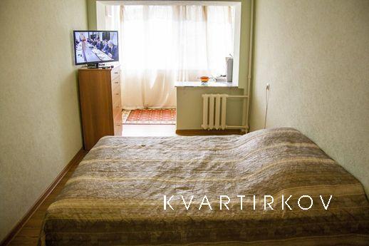 Двухкомнатная возле парка в пятиэтажке, Кисловодск - квартира посуточно