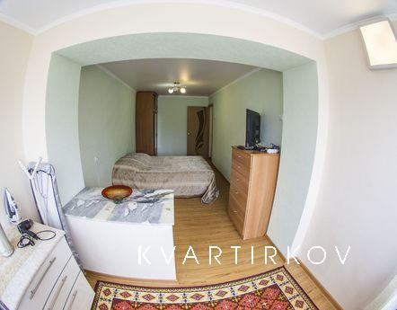 Двухкомнатная возле парка в пятиэтажке, Кисловодск - квартира посуточно