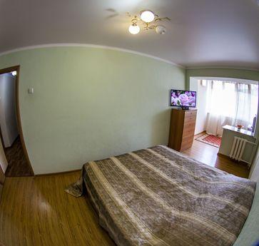 Двухкомнатная возле парка в пятиэтажке, Кисловодск - квартира посуточно