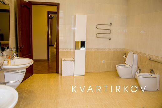 ELITE HOUSE NEAR PARK, Кисловодськ - квартира подобово