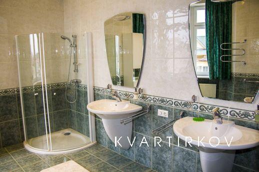 ELITE HOUSE NEAR PARK, Кисловодськ - квартира подобово