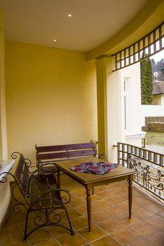 ELITE HOUSE NEAR PARK, Кисловодськ - квартира подобово