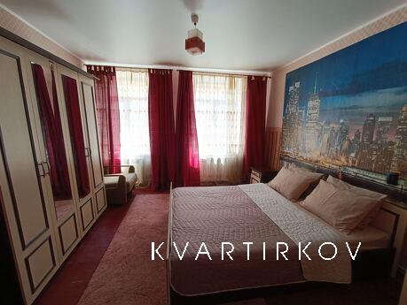 Самый центр, ул. Большая Морская 57, Николаев - квартира посуточно