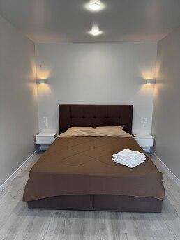Urban House studio, McDonald's handrail, Khmelnytskyi - apartment by the day