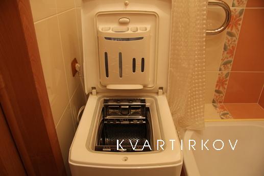 2+2+1.Большой балкон. Wi-Fi. Кондиционер, Челябинск - квартира посуточно