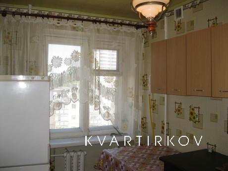Квартира на першій лінії від моря, Чорноморськ (Іллічівськ) - квартира подобово