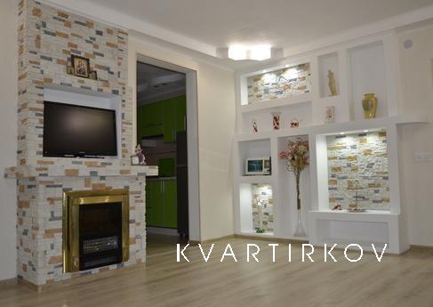 Cottage by the sea, Chernomorsk (Illichivsk) - apartment by the day