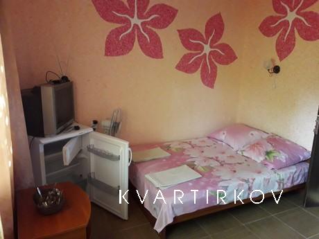 Comfortable room in Berdyansk, private s, Berdiansk - apartment by the day