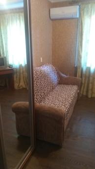 I'll rent out my apartment, for rent, Chernomorsk (Illichivsk) - apartment by the day