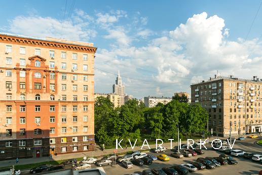 Two-bedroom apartment is a 5-minute walk from the metro. The