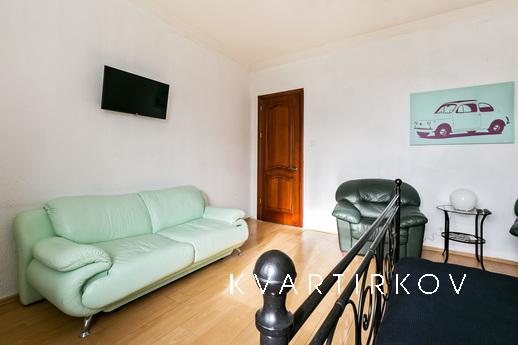 Daily Smolensky Boulevard 22/14, Moscow - apartment by the day