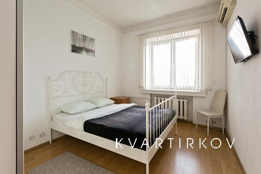 Daily Smolensky Boulevard 22/14, Moscow - apartment by the day