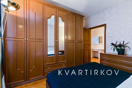 Посуточно Черняховского 3, Москва - квартира посуточно