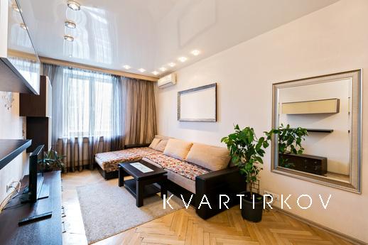 Посуточно Черняховского 3, Москва - квартира посуточно