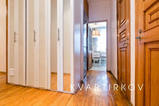 Посуточно Черняховского 3, Москва - квартира посуточно