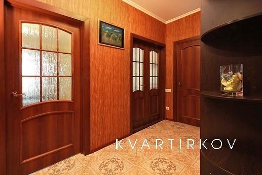 One bedroom apartment in Yekaterinburg, Єкатеринбург - квартира подобово