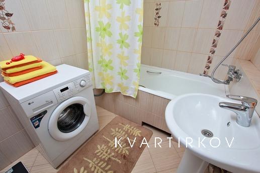 One bedroom apartment in Yekaterinburg, Єкатеринбург - квартира подобово