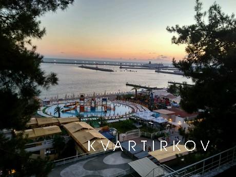 Сдаю посуточно 3х комн/кв-ру р-н Зимнего, Сочи - квартира посуточно