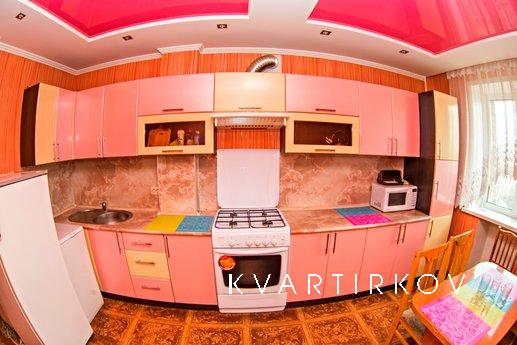 4 bedroom apartment, Saransk - apartment by the day