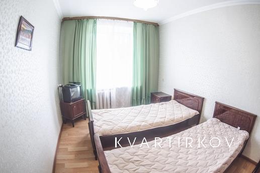 Октябрьская Революция 28, Смоленск - квартира посуточно