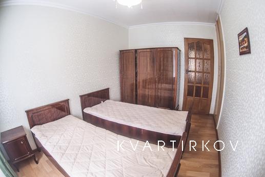 Октябрьская Революция 28, Смоленск - квартира посуточно