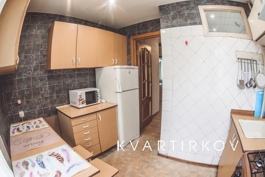 Октябрьская Революция 28, Смоленск - квартира посуточно